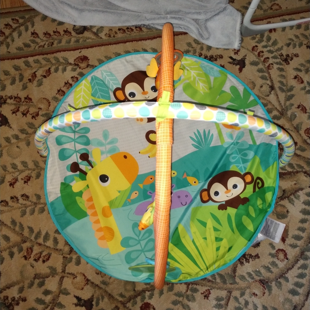 Infant play mat